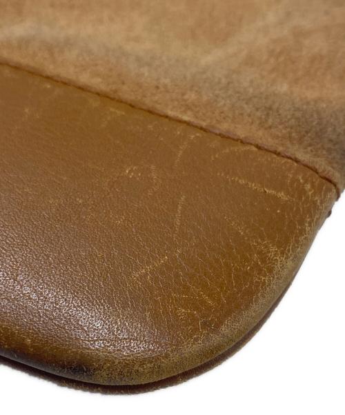 LOEWE（ロエベ）LOEWE (ロエベ) アナグラムスエードショルダーバッグ ブラウンの古着・服飾アイテム