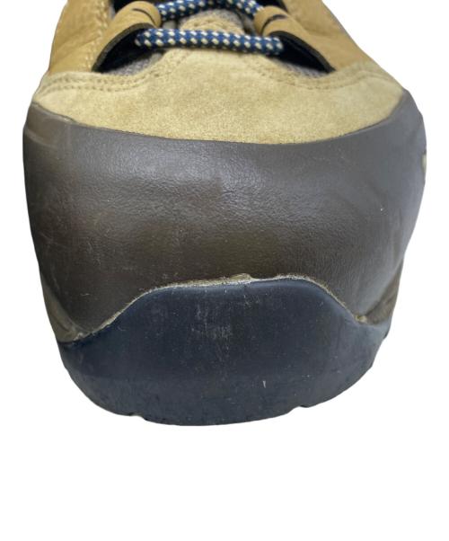 mont-bell（モンベル）mont-bell (モンベル) トレッキングシューズ ベージュ サイズ:28の古着・服飾アイテム