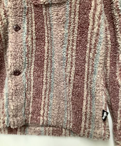 stussy（ステューシー）stussy (ステューシー) Stripe Sherpa Shirt ピンク サイズ:Mの古着・服飾アイテム