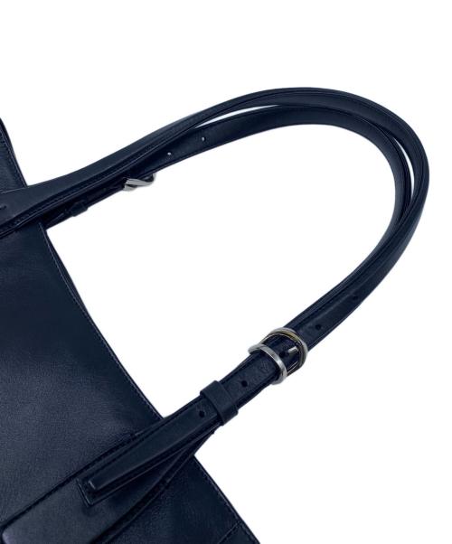 P.i.d（ピーアイディー）P.I.D (ピーアイディー) トートバッグ ブラックの古着・服飾アイテム