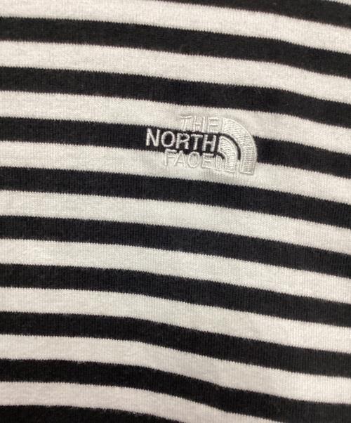 THE NORTH FACE（ザ ノース フェイス）THE NORTH FACE (ザ ノース フェイス) THE NORTH FACE　半袖カットソー ホワイト×ブラック サイズ:Lの古着・服飾アイテム