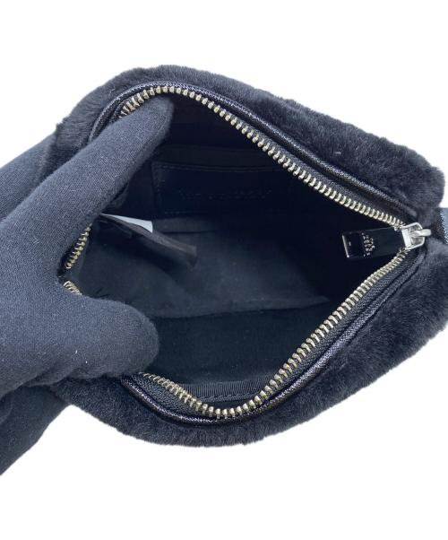 MARC JACOBS（マークジェイコブス）MARC JACOBS (マークジェイコブス) THE PLUSH SNAPSHOT ブラックの古着・服飾アイテム