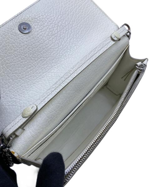 Maison Margiela（メゾンマルジェラ）Maison Margiela (メゾンマルジェラ) 4ステッチレザーチェーンウォレットショルダーバッグ ホワイトの古着・服飾アイテム