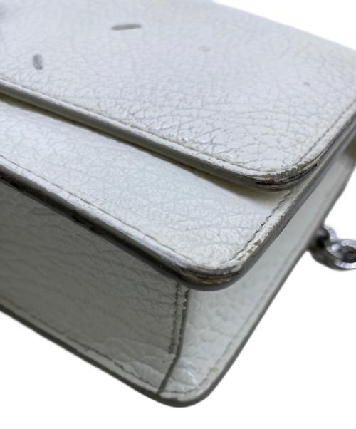 Maison Margiela（メゾンマルジェラ）Maison Margiela (メゾンマルジェラ) 4ステッチレザーチェーンウォレットショルダーバッグ ホワイトの古着・服飾アイテム