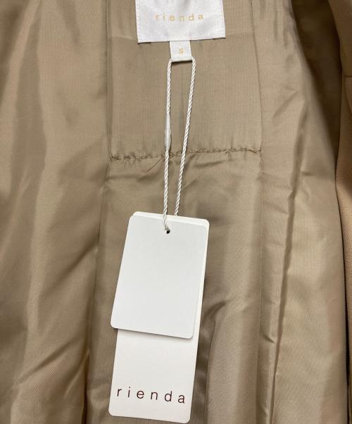 rienda（リエンダ）rienda (リエンダ) Big collar back lace trench ベージュ サイズ:S 未使用品の古着・服飾アイテム