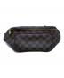 LOUIS VUITTON（ルイ ヴィトン）の古着「バムバッグ・メルヴィール」