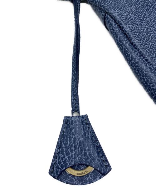 aniary（アニアリ）aniary (アニアリ) ボディーバッグ ネイビーブルーの古着・服飾アイテム