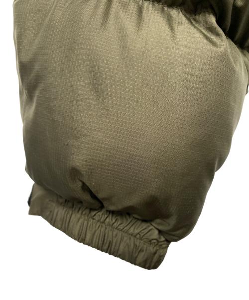 THE NORTH FACE（ザ ノース フェイス）THE NORTH FACE (ザ ノース フェイス) THE NORTH FACE　ダウンジャケット カーキ×ブラック サイズ:Mの古着・服飾アイテム