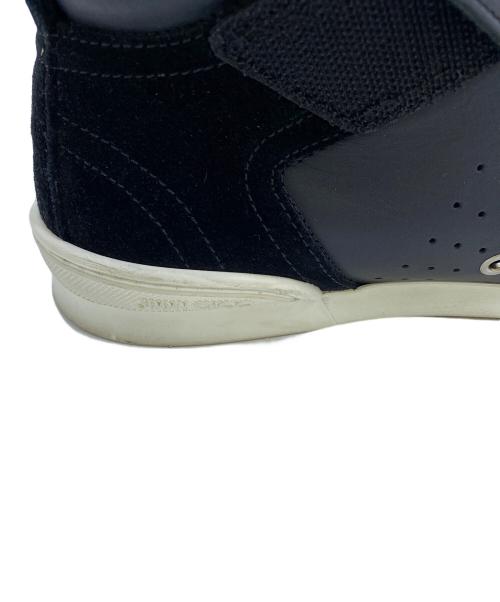 JIMMY CHOO（ジミーチュウ）JIMMY CHOO (ジミーチュウ) ミドルカットスニーカー ブラック サイズ:41の古着・服飾アイテム