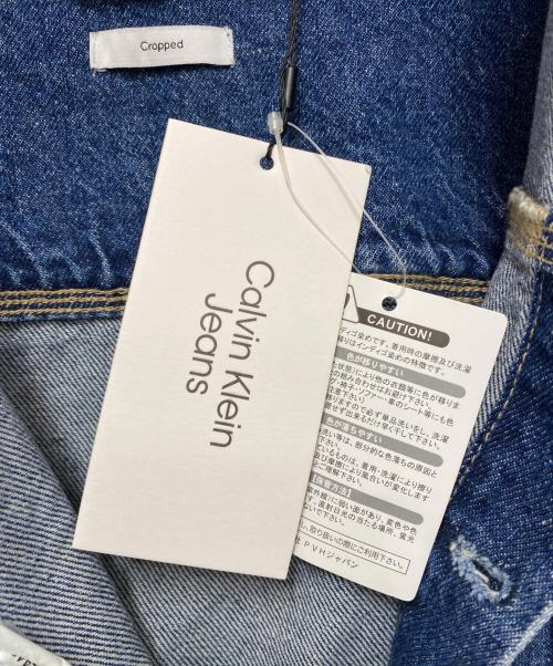 Calvin Klein（カルバンクライン）Calvin Klein (カルバンクライン) Calvin Klein　ボクシークロップドデニムジャケット インディゴ サイズ:S 未使用品の古着・服飾アイテム