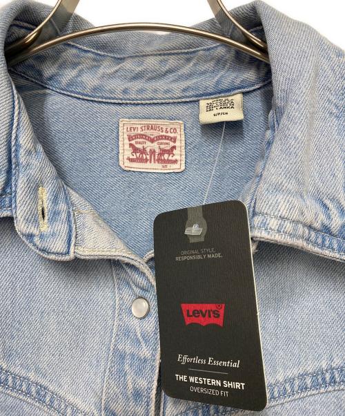 LEVI'S（リーバイス）LEVI'S (リーバイス) 長袖シャツ スカイブルー サイズ:M 未使用品の古着・服飾アイテム