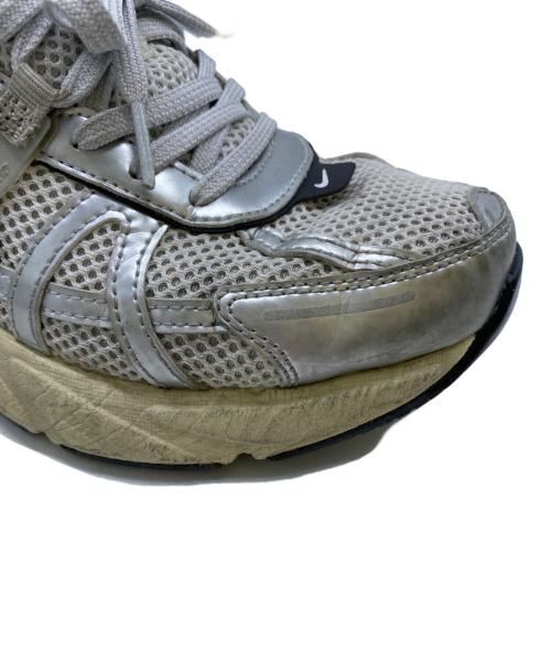 NIKE（ナイキ）NIKE (ナイキ) ローカットスニーカー グレー サイズ:25の古着・服飾アイテム