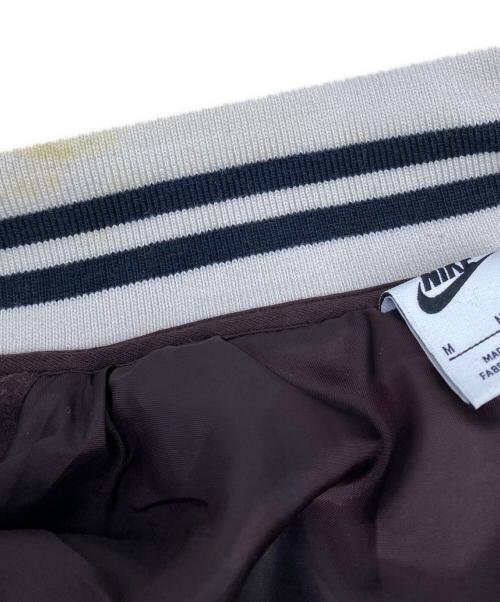 NIKE（ナイキ）NIKE (ナイキ) バーシティジャケット ブラウン サイズ:Mの古着・服飾アイテム