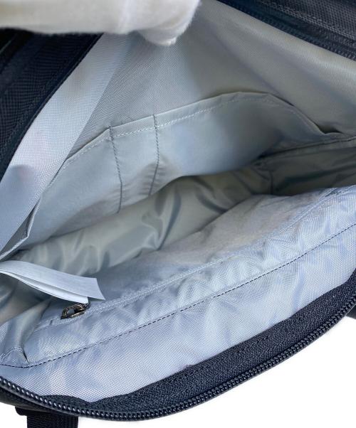 ARC'TERYX（アークテリクス）ARC'TERYX (アークテリクス) ARRO 8 SHOULDER BAG ブラックの古着・服飾アイテム