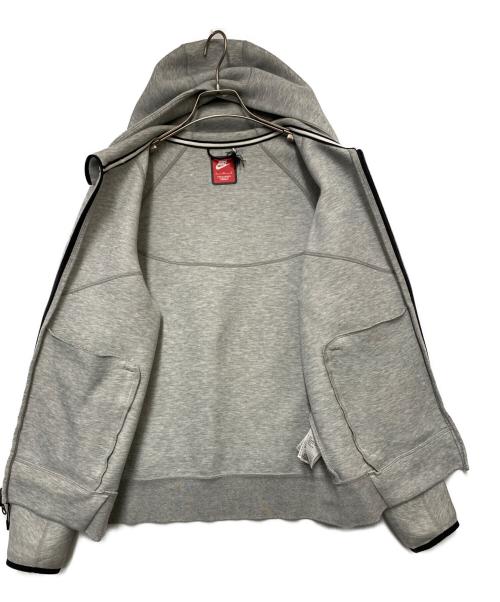 NIKE（ナイキ）NIKE (ナイキ) ジップパーカー グレー サイズ:Mの古着・服飾アイテム