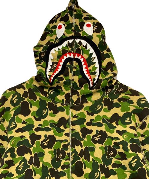 A BATHING APE（アベイシングエイプ）A BATHING APE (アベイシングエイプ) A BATHING APE　ジップパーカー オリーブ サイズ:XLの古着・服飾アイテム