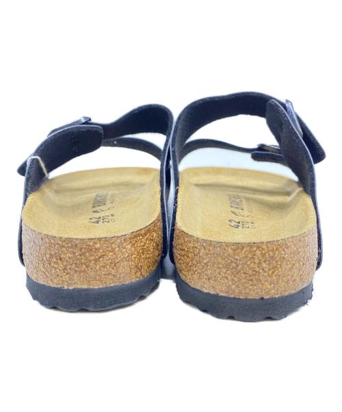 BIRKENSTOCK（ビルケンシュトック）BIRKENSTOCK (ビルケンシュトック) ウェッジソールサンダル ブラウン×ブラック サイズ:42 未使用品の古着・服飾アイテム