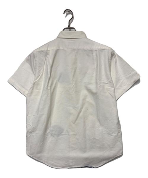 A BATHING APE（アベイシングエイプ）A BATHING APE (アベイシングエイプ) A BATHING APE　ボタンダウンシャツ ホワイト サイズ:Mの古着・服飾アイテム