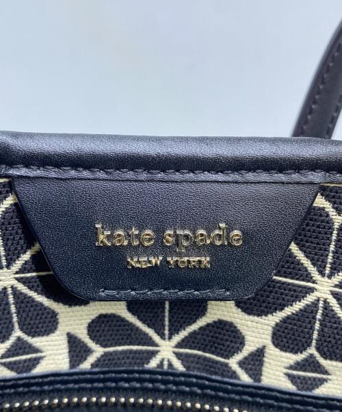 Kate Spade（ケイトスペード）Kate Spade (ケイトスペード) トートバッグ ホワイト×ブラックの古着・服飾アイテム