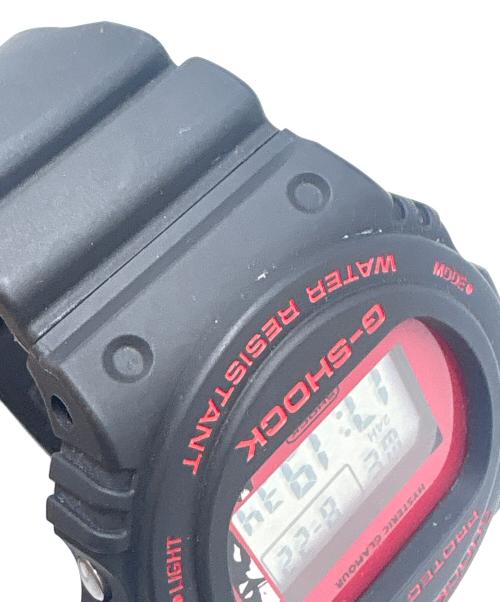Hysteric Glamour（ヒステリックグラマー）Hysteric Glamour (ヒステリックグラマー) CASIO (カシオ) 腕時計 ブラック×レッドの古着・服飾アイテム
