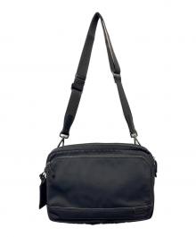 TUMI（トゥミ）の古着「ショルダーバッグ」｜ブラック