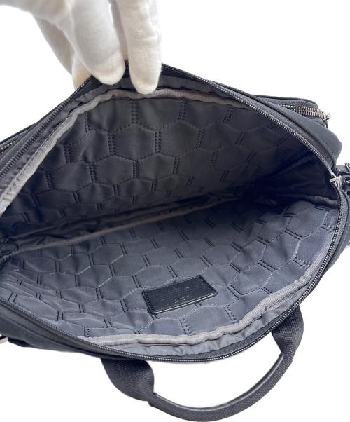 TUMI（トゥミ）TUMI (トゥミ) ショルダーバッグ ブラックの古着・服飾アイテム