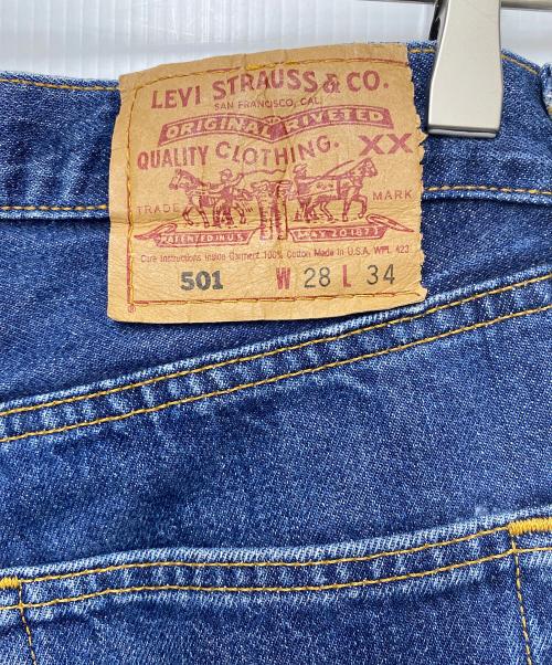 LEVI'S（リーバイス）LEVI'S (リーバイス) デニムパンツ ネイビー サイズ:Ｗ28の古着・服飾アイテム