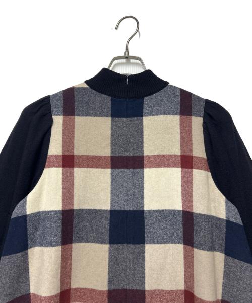 BLUE LABEL CRESTBRIDGE（ブルーレーベルクレストブリッジ）BLUE LABEL CRESTBRIDGE (ブルーレーベルクレストブリッジ) 長袖ワンピース ベージュ×ネイビー サイズ:36の古着・服飾アイテム