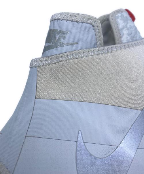 NIKE（ナイキ）NIKE (ナイキ) スニーカー グレー サイズ:28.5の古着・服飾アイテム