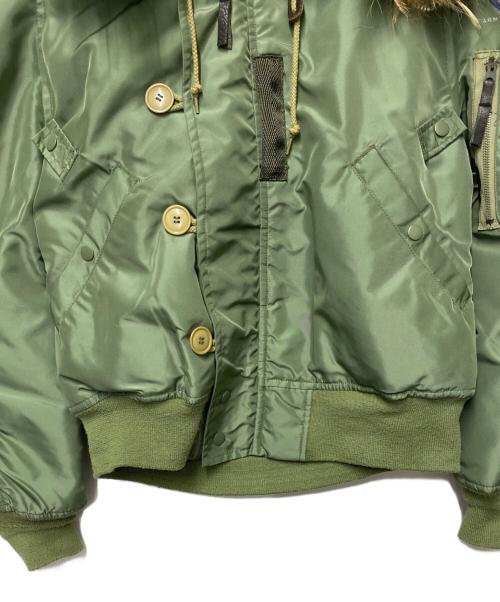 AVIREX（アヴィレックス）AVIREX (アヴィレックス) フライトジャケット グリーン サイズ:Mの古着・服飾アイテム