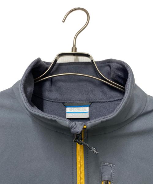 Columbia（コロンビア）Columbia (コロンビア) ソフトシェルジャケット グレー サイズ:Lの古着・服飾アイテム