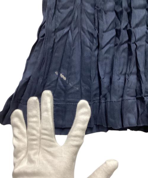 ISSEY MIYAKE FETE（イッセイミヤケフェット）ISSEY MIYAKE FETE (イッセイミヤケフェット) スカート ネイビー サイズ:02の古着・服飾アイテム