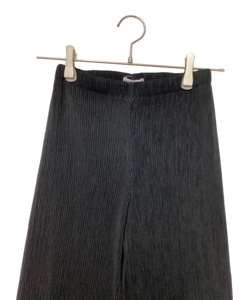 ISSEY MIYAKE（イッセイミヤケ）ISSEY MIYAKE (イッセイミヤケ) プリーツパンツ ブラック サイズ:XSの古着・服飾アイテム