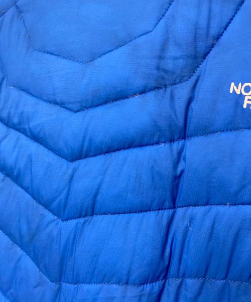 THE NORTH FACE（ザ ノース フェイス）THE NORTH FACE (ザ ノース フェイス) THE NORTH FACE　ダウンジャケット ブルー サイズ:不明の古着・服飾アイテム