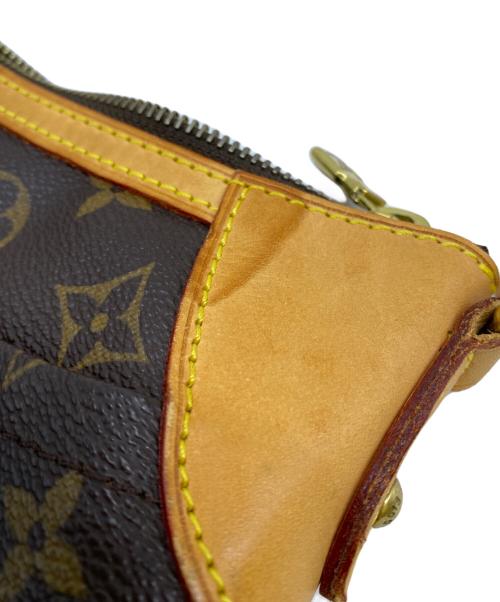 LOUIS VUITTON（ルイ ヴィトン）LOUIS VUITTON (ルイ ヴィトン) ショルダーバッグ ブラウンの古着・服飾アイテム
