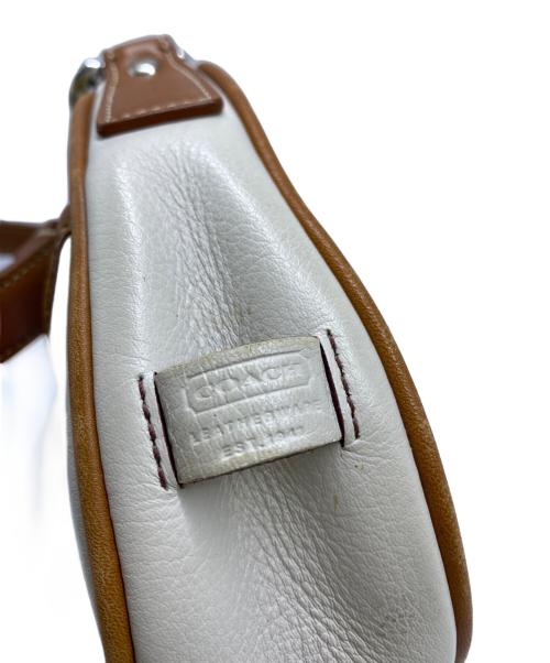 COACH（コーチ）COACH (コーチ) ワンショルダーバッグ ベージュ×ホワイトの古着・服飾アイテム