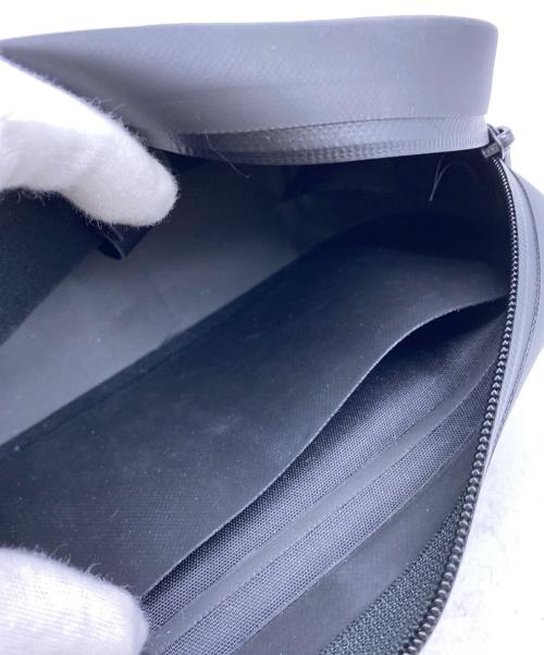 TUMI（トゥミ）TUMI (トゥミ) ポーチ ブラックの古着・服飾アイテム