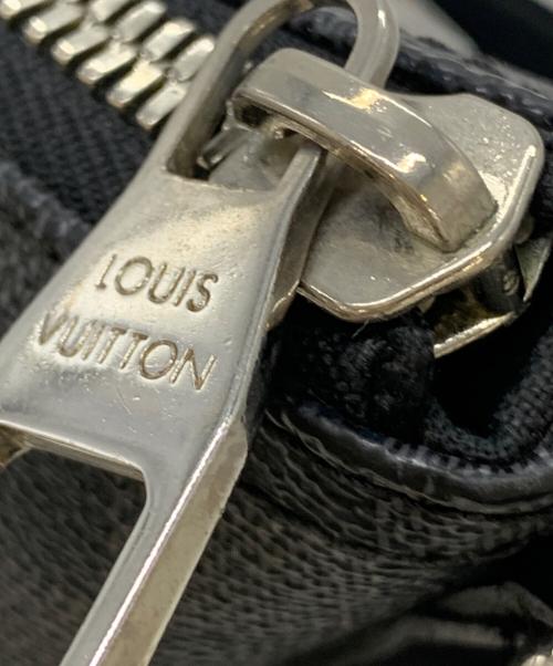 LOUIS VUITTON（ルイ ヴィトン）LOUIS VUITTON (ルイ ヴィトン) ショルダーバッグ ブラックの古着・服飾アイテム