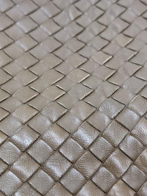 BOTTEGA VENETA（ボッテガベネタ）BOTTEGA VENETA (ボッテガベネタ) トートバッグ ブラウンの古着・服飾アイテム