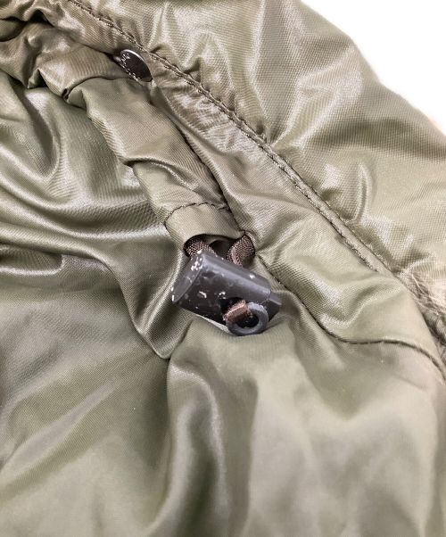 DUVETICA（デュベティカ）DUVETICA (デュベティカ) ダウンジャケット カーキ サイズ:Sの古着・服飾アイテム