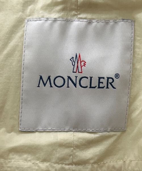 MONCLER（モンクレール）MONCLER (モンクレール) ナイロンコート ベージュ 未使用品の古着・服飾アイテム