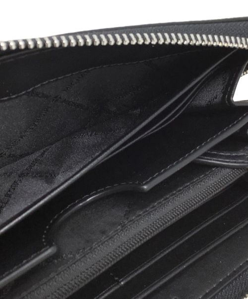 MICHAEL KORS（マイケル・コース）MICHAEL KORS (マイケルコース) ラウンド長財布　MICHAEL KORS（マイケルコース）　36U9NCRE3B クリームの古着・服飾アイテム