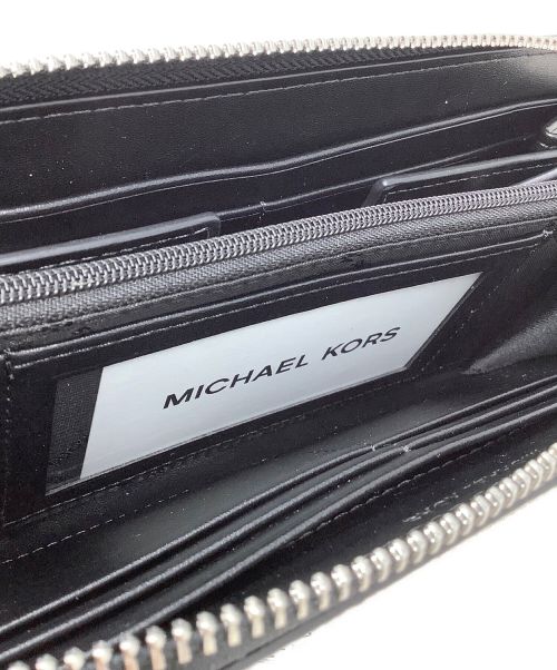 MICHAEL KORS（マイケル・コース）MICHAEL KORS (マイケルコース) ラウンド長財布　MICHAEL KORS（マイケルコース）　36U9NCRE3B クリームの古着・服飾アイテム