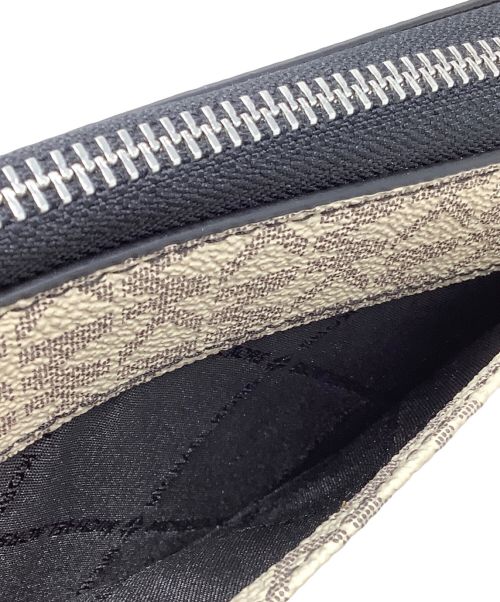 MICHAEL KORS（マイケル・コース）MICHAEL KORS (マイケルコース) ラウンド長財布　MICHAEL KORS（マイケルコース）　36U9NCRE3B クリームの古着・服飾アイテム