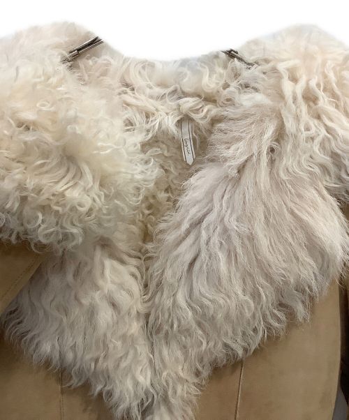 UNGRID（アングリッド）UNGRID (アングリッド) リアルムートンコート ベージュ サイズ:ｓ 未使用品の古着・服飾アイテム