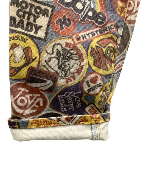 Hysteric Glamour（ヒステリックグラマー）Hysteric Glamour (ヒステリックグラマー) 9分丈スリムパンツ Hysteric Glamour（ヒステリックグラマー）　WAPPEN REMIX柄  01232AP03 マルチカラー サイズ:W26 未使用品の古着・服飾アイテム