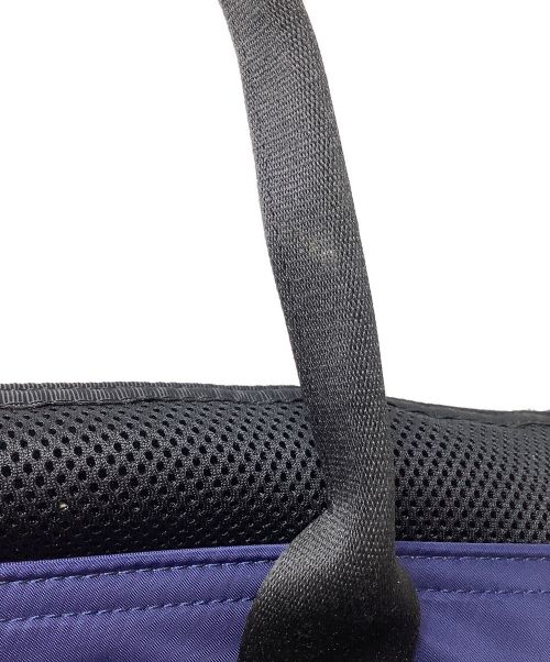 ami（アミ）ami (アミ) ハートロゴトートバッグ　ami（アミ）　ULL144.902 ネイビーの古着・服飾アイテム