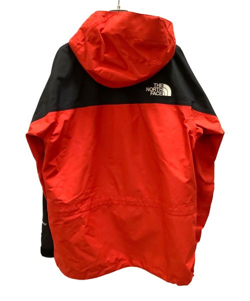 THE NORTH FACE（ザ ノース フェイス）THE NORTH FACE (ザ ノース フェイス) Mountain Light Jacket  NP11834 レッド×ブラック サイズ:Ｌの古着・服飾アイテム
