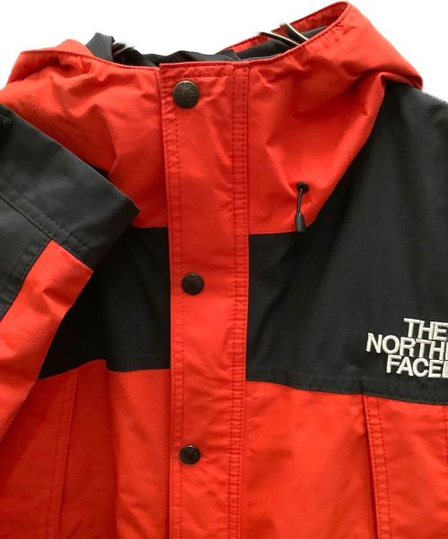 THE NORTH FACE（ザ ノース フェイス）THE NORTH FACE (ザ ノース フェイス) Mountain Light Jacket  NP11834 レッド×ブラック サイズ:Ｌの古着・服飾アイテム