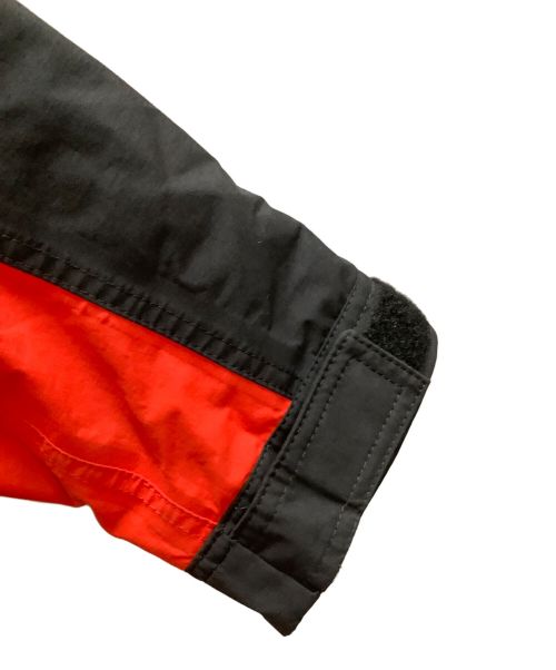 THE NORTH FACE（ザ ノース フェイス）THE NORTH FACE (ザ ノース フェイス) Mountain Light Jacket  NP11834 レッド×ブラック サイズ:Ｌの古着・服飾アイテム